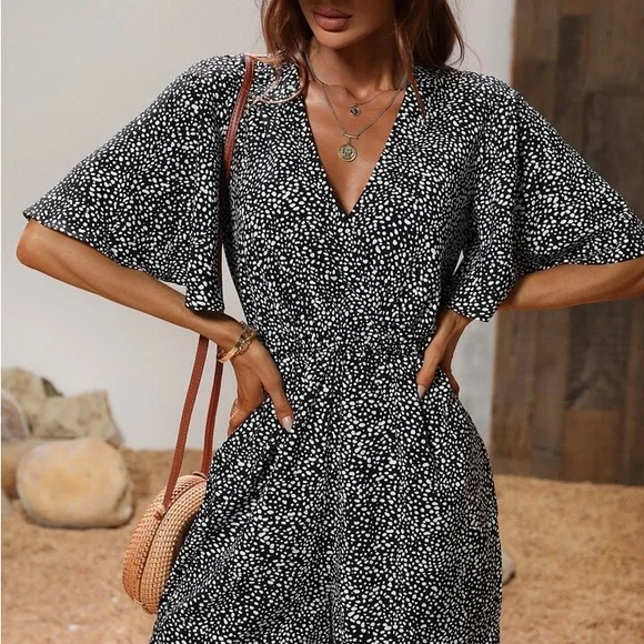 SHEIN Black and White Butterfly Sleeve Polka Dot Romper - Picture 2 of 11